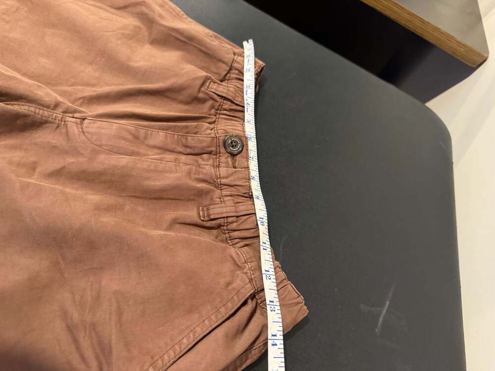 Chubbies Regular Fit Elastic Waist Shorts Brown Size Small 4 Inch Inseam - Picture 5 of 6
